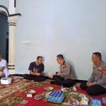 Kapolres Aceh Selatan Kunjungi dan Beri Dukungan Moril kepada Anggota yang Sedang Sakit