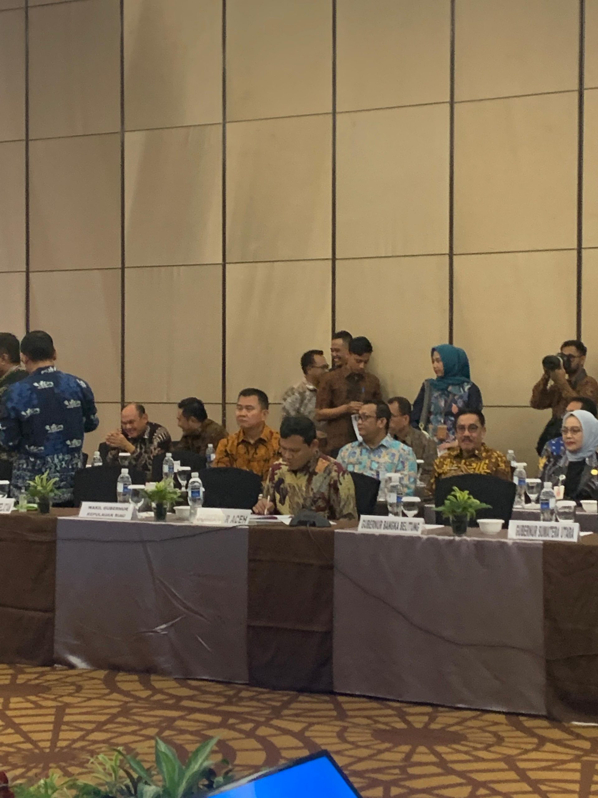 Hadiri Rakor Pemda se-Sumatera, Wagub Aceh Dorong Penguatan Ekonomi Daerah