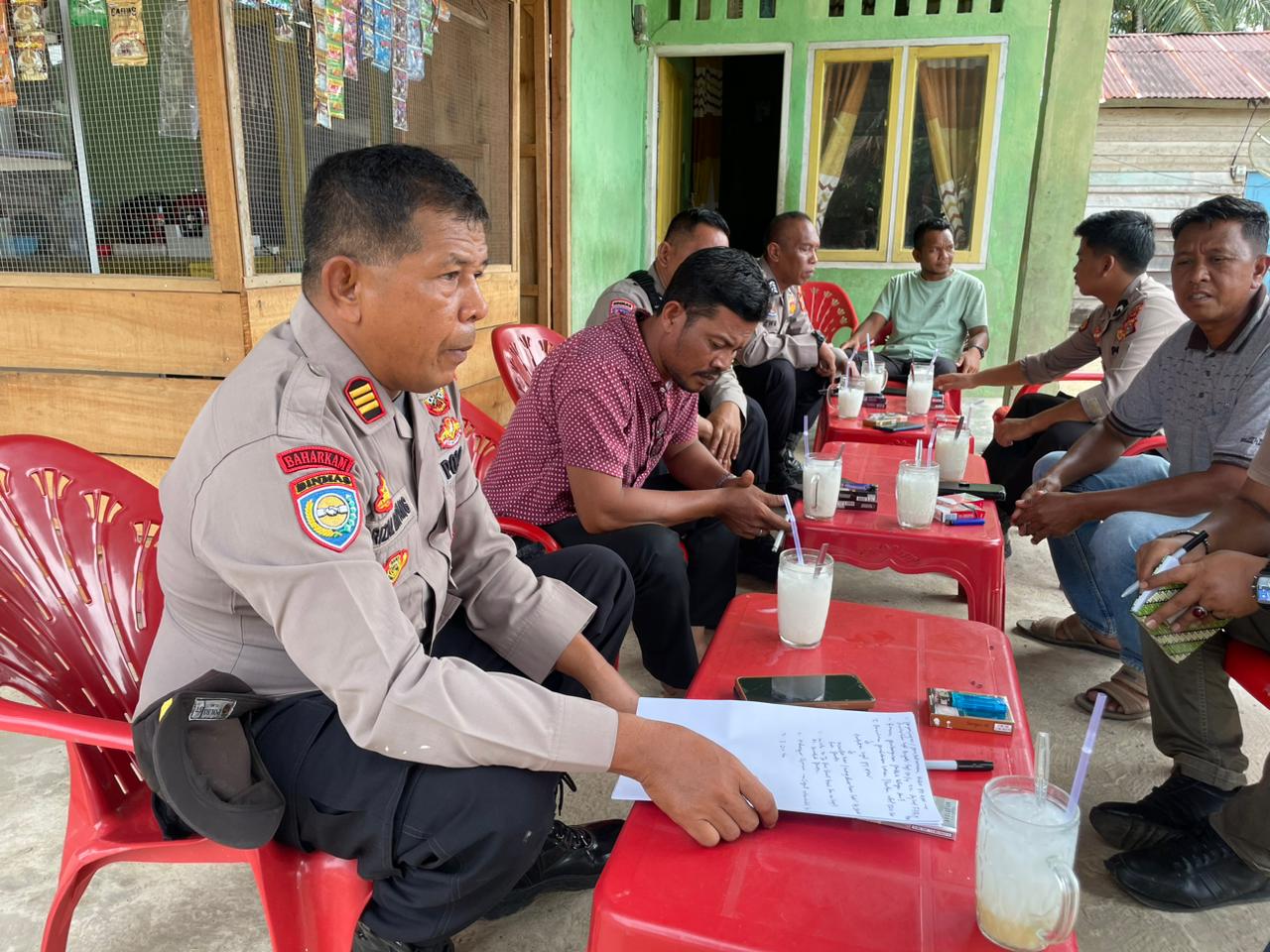 Sawe Keude Kopi, Polsek Trumon Timur Perkuat Kebersamaan dengan Masyarakat