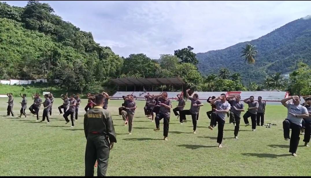 ‎Personel Kodim 0107/Aceh Selatan Ikuti Latihan Pencak Silat Militer dengan Tekun dan Semangat Tinggi