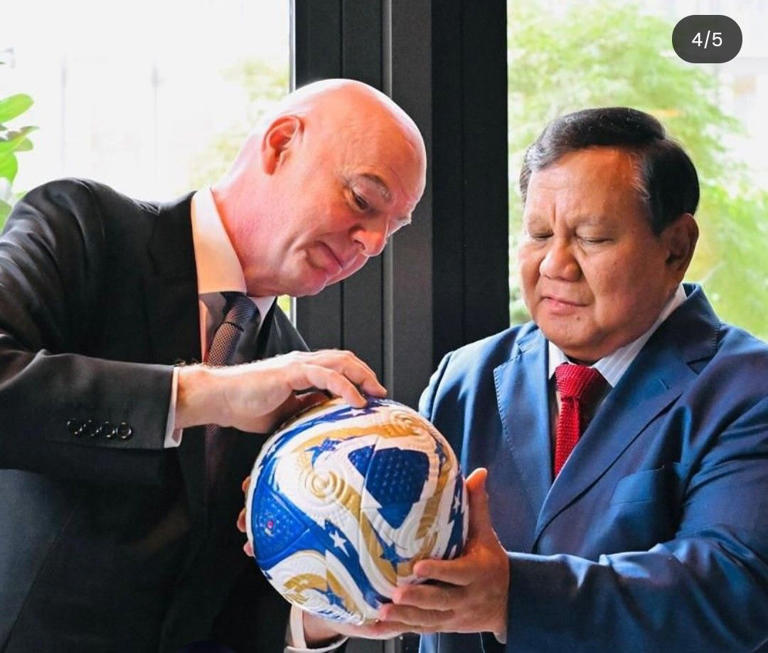 Timnas Indonesia Copot Patrick Kluivert, Presiden Prabowo Singgung Kerja Pelatih Sepak Bola di Depan Erick Thohir