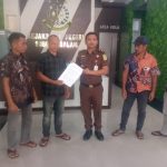 Warga Panglima Sahman Kota Subulussalam Laporkan Dugaan Dana Desa Fiktif ke Kejaksaan