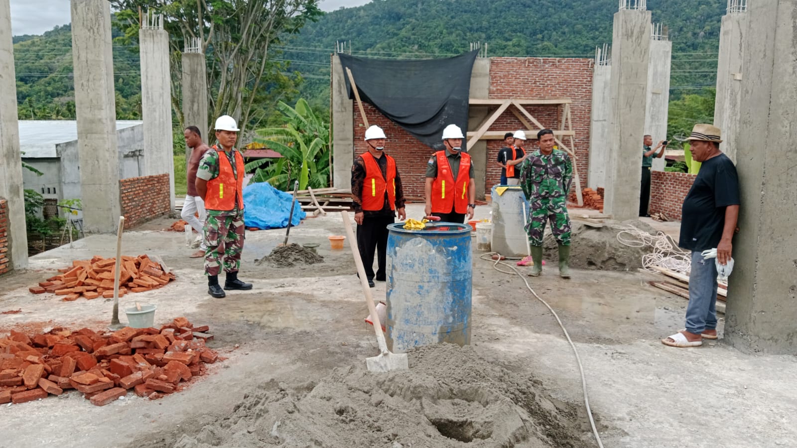 ‎Dandim 0107/Aceh Selatan Tinjau Progres Pembangunan SMK Labuhanhaji Tengah dalam Program Revitalisasi Pendidikan Nasional