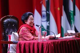 Megawati Ungkap Penjajahan Model Baru, Dahulu Pakai Kapal Perang, Kini Melalui Data