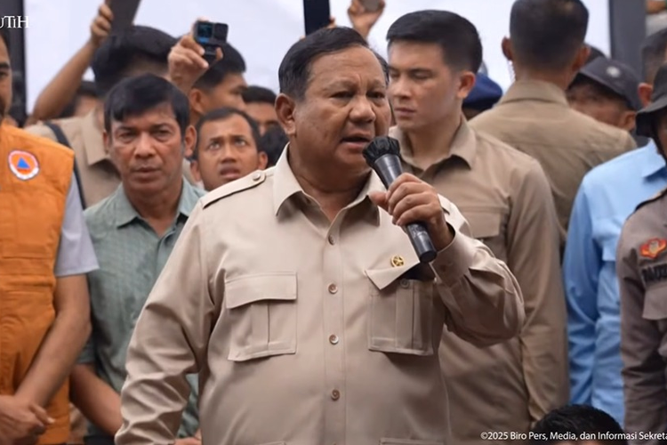Prabowo ke Bupati Aceh Tamiang: Bintang dua bersedia jadi Bupati, hebat kau!
