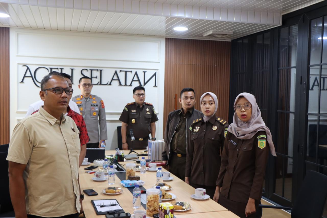 Polri dan Kejaksaan RI Perkuat Sinergi Melalui Penandatanganan MoU dan Sosialisasi KUHP serta KUHAP Baru